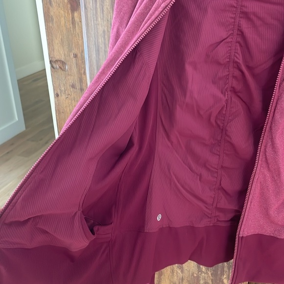 Lululemon In Flux Jacket(Reversible) - Picture 5 of 10